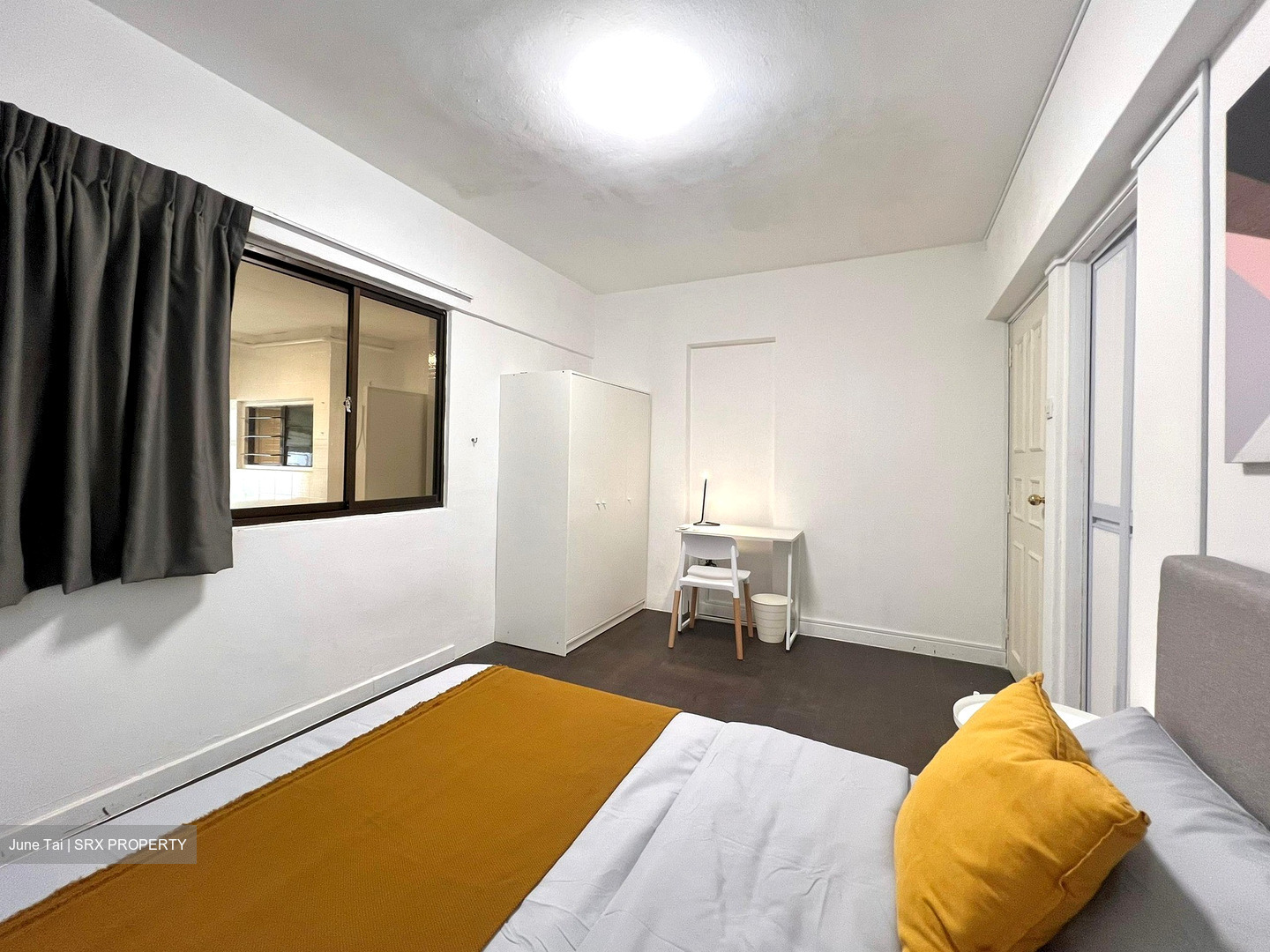Pine Grove (D21), Condominium #620025131